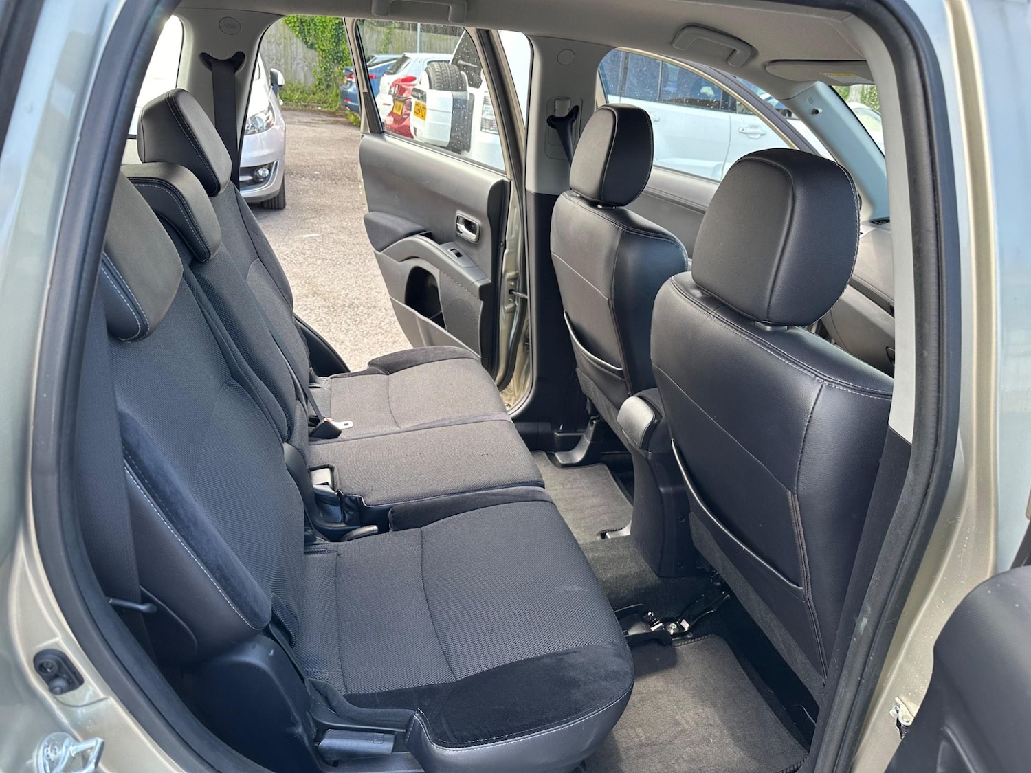 Used Citroen C-Crosser for sale - 76993721: Photo 24