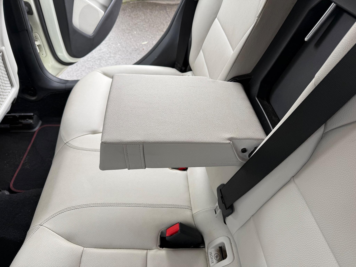 Used Mercedes-Benz GLA 2015 for sale - 76472733: Photo 21