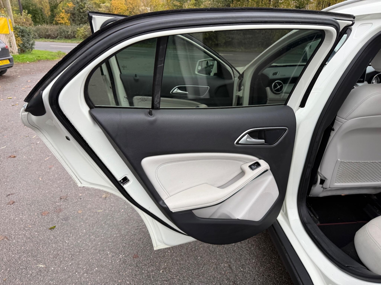 Used Mercedes-Benz GLA 2015 for sale - 76472733: Photo 22