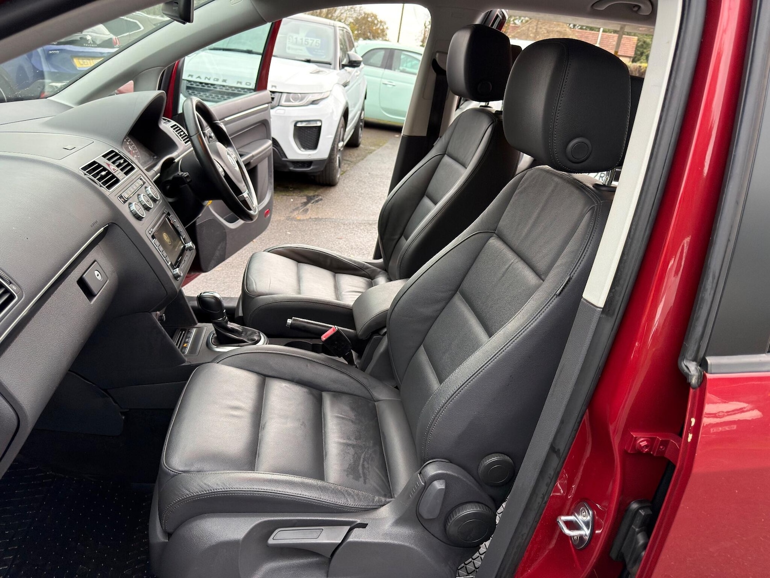 Used Volkswagen Touran 2014 for sale - 76657561: Photo 14