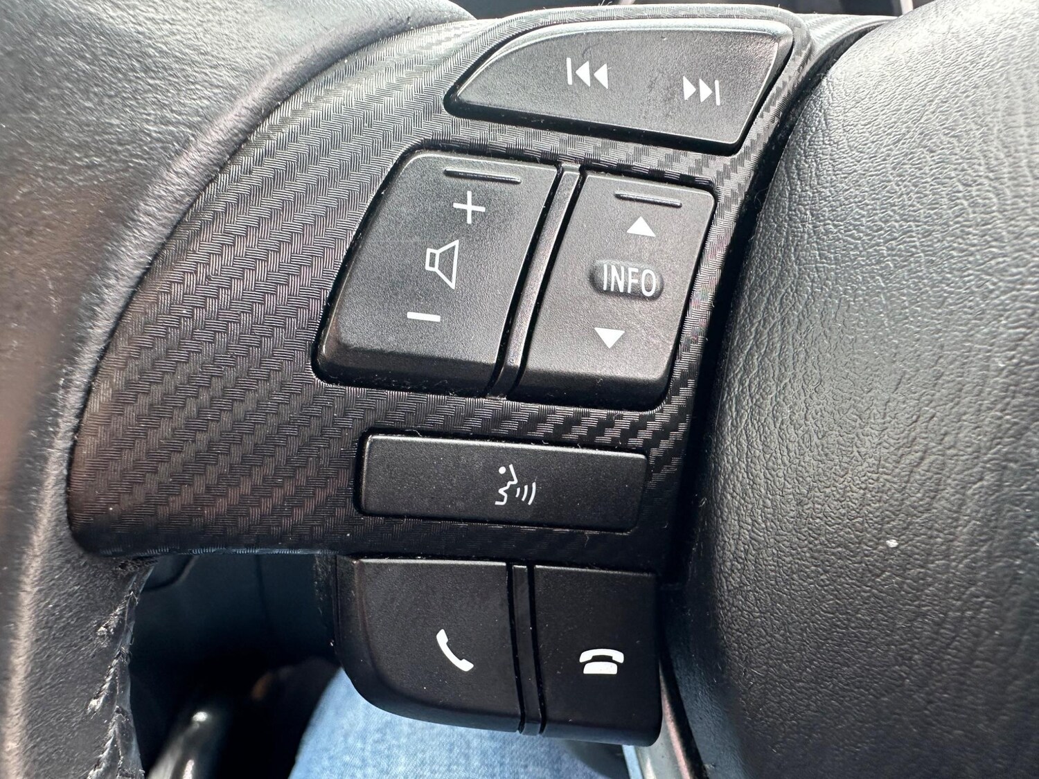 Used Mazda Mazda2 2015 for sale - 76550786: Photo 14