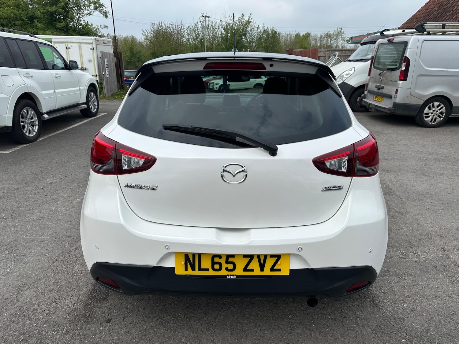 Used Mazda Mazda2 2015 for sale - 76550786: Photo 5