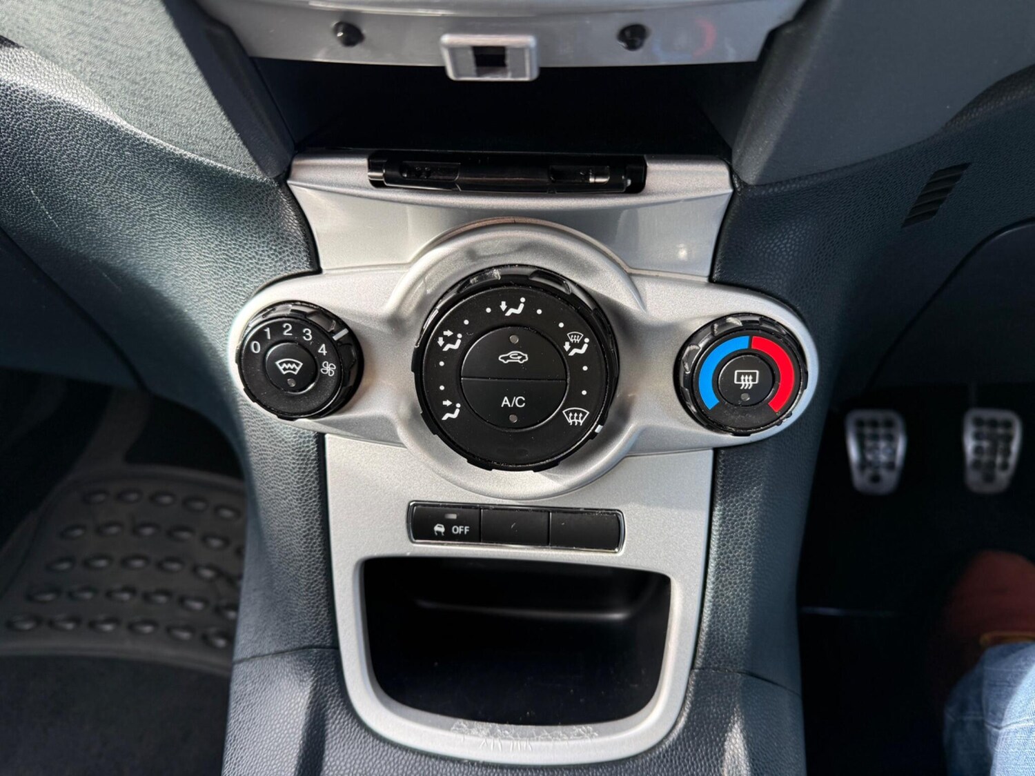 Used Ford Fiesta for sale - 77496059: Photo 12