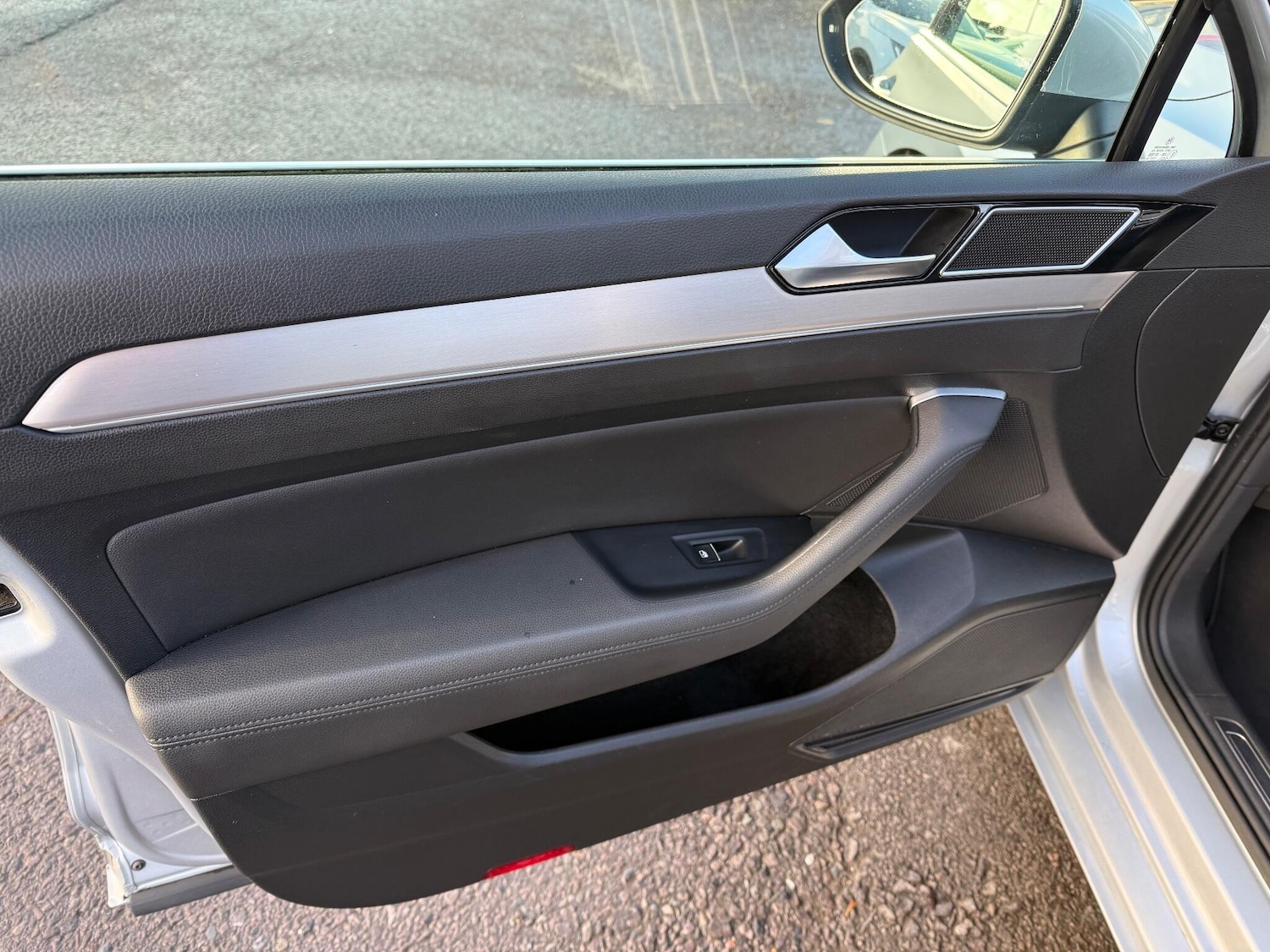 Used Volkswagen Passat 2016 for sale - 76898948: Photo 22