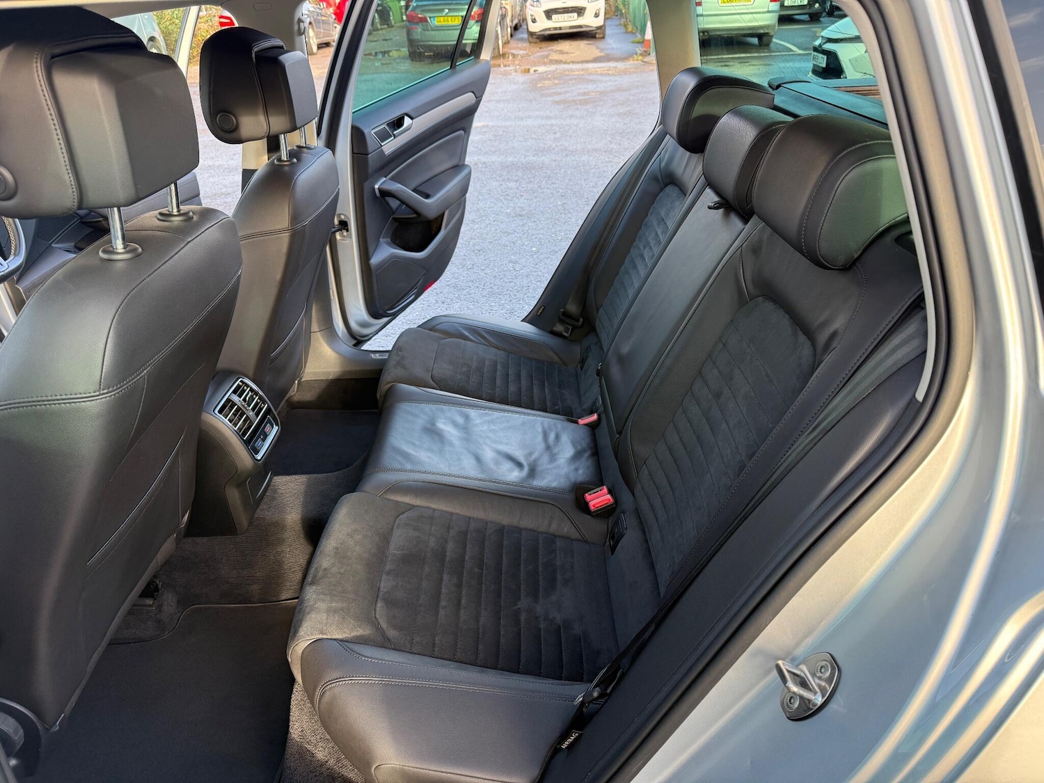 Used Volkswagen Passat 2016 for sale - 76898948: Photo 24