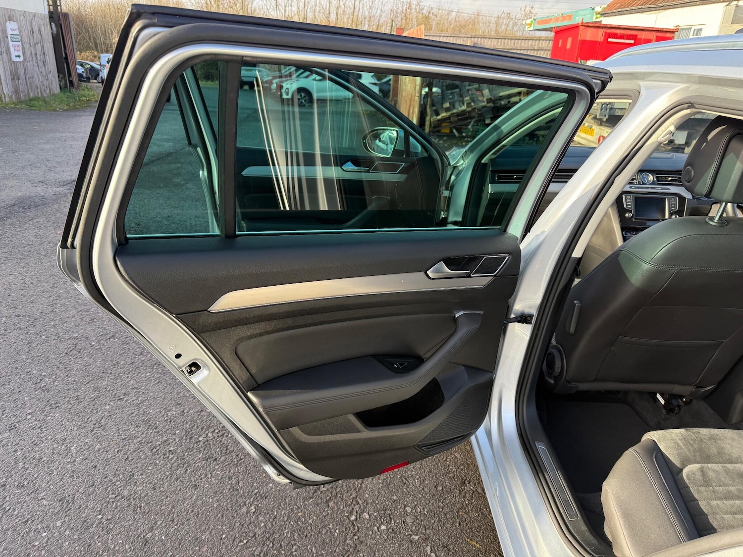 Used Volkswagen Passat 2016 for sale - 76898948: Photo 26