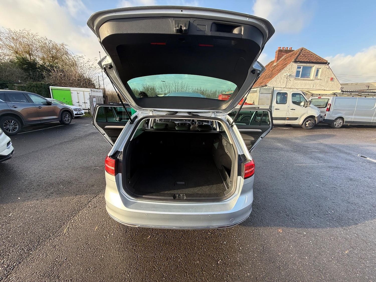 Used Volkswagen Passat 2016 for sale - 76898948: Photo 33