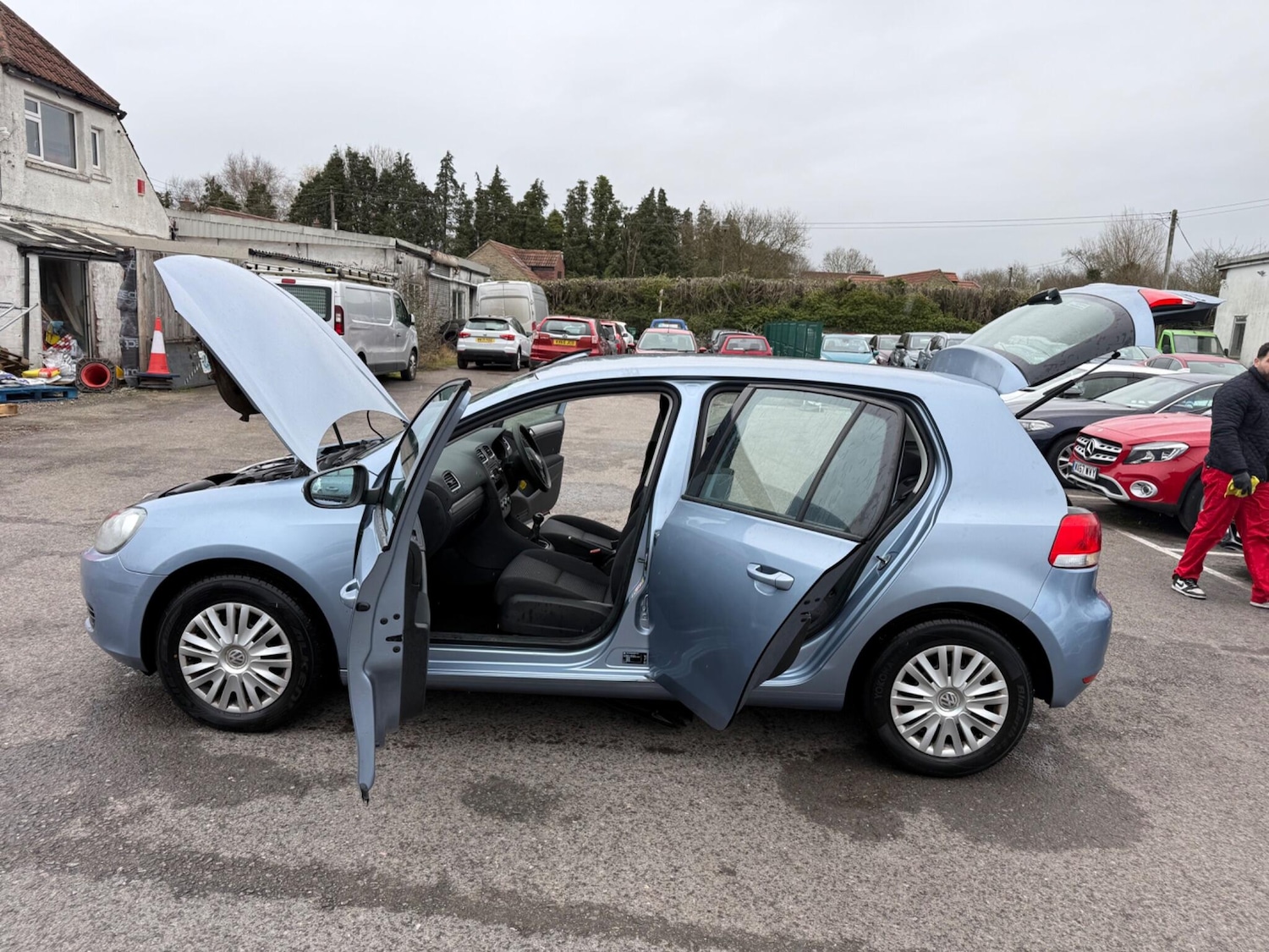Used Volkswagen Golf 2010 for sale - 77625155: Photo 27