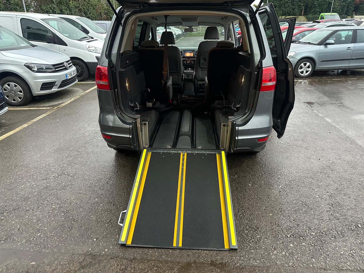 Used Volkswagen Sharan 2013 for sale - 76990269: Photo 30