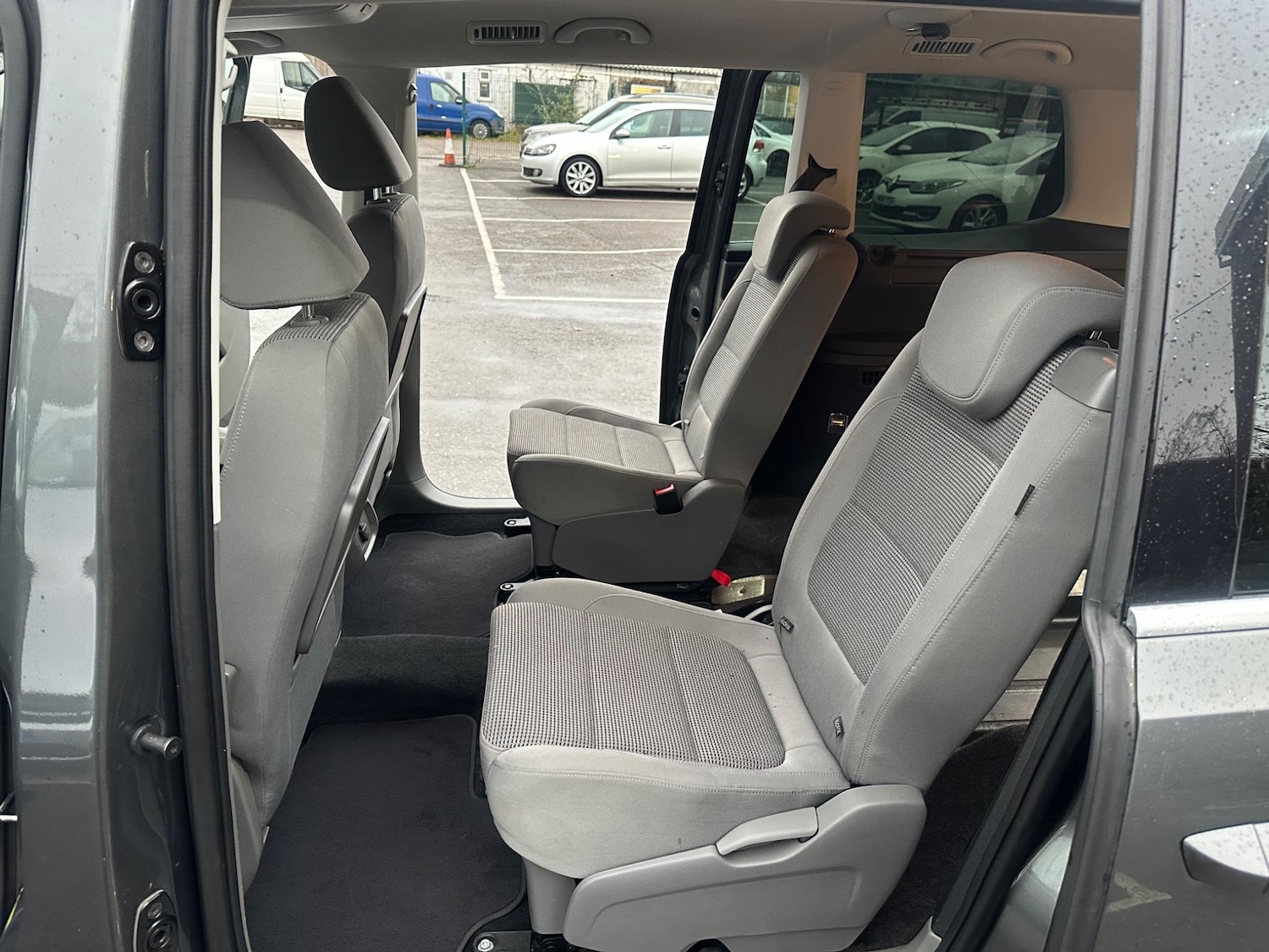 Used Volkswagen Sharan 2013 for sale - 76990269: Photo 39