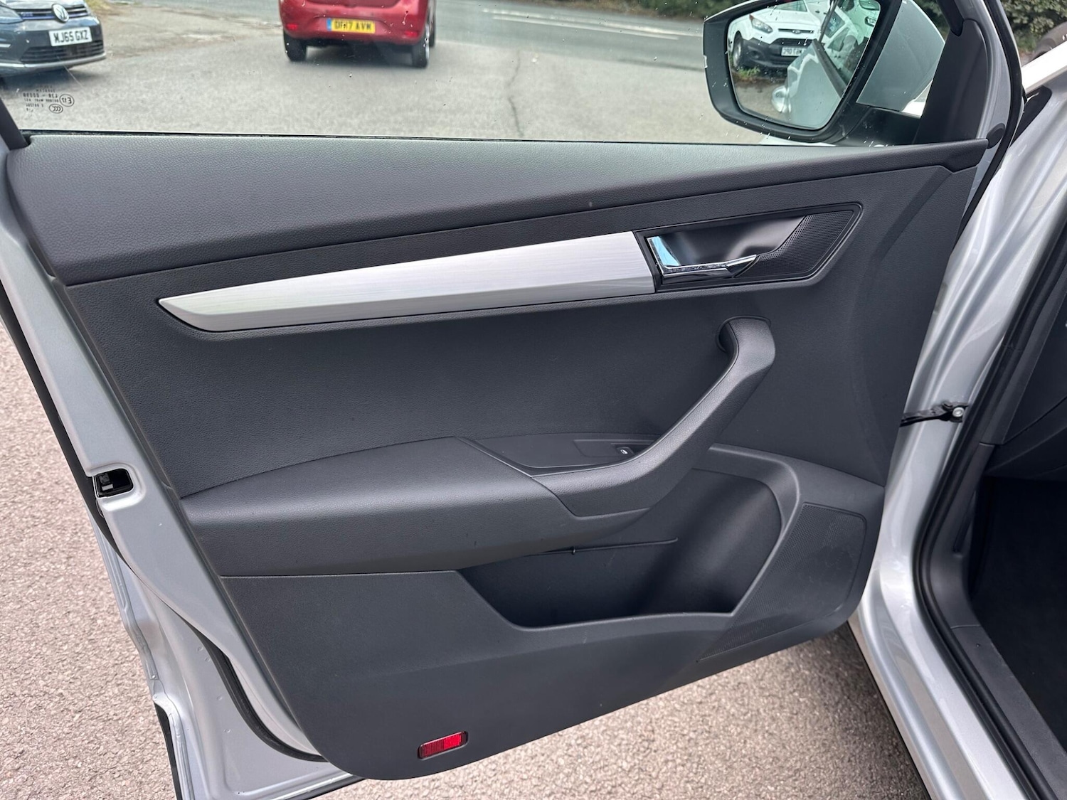 Used Skoda Karoq 2018 for sale - 76988816: Photo 23