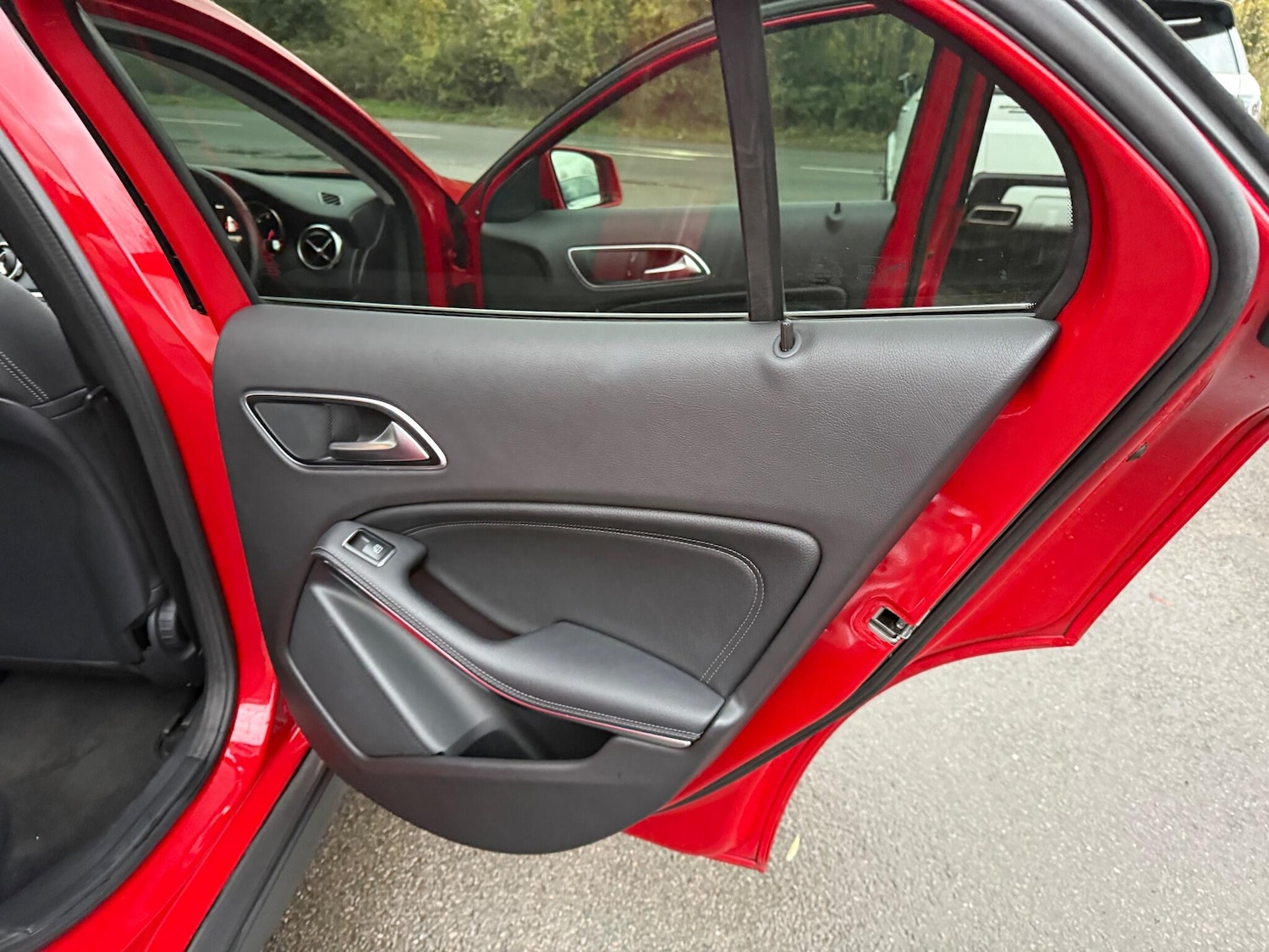 Used Mercedes-Benz GLA 2017 for sale - 76561374: Photo 39