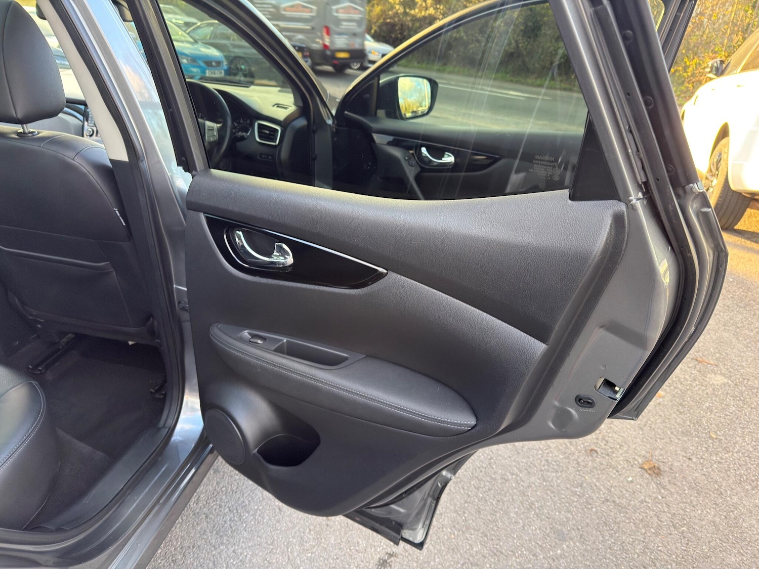 Used Nissan Qashqai 2017 for sale - 76619757: Photo 29