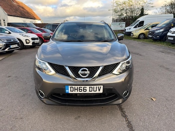 Used Nissan Qashqai 2017 for sale - 76619757: Photo