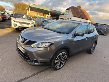 Used Nissan Qashqai 2017 for sale - 76619757: Photo