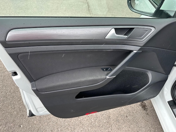 Used Volkswagen Golf 2019 for sale - 74726251: Photo 30
