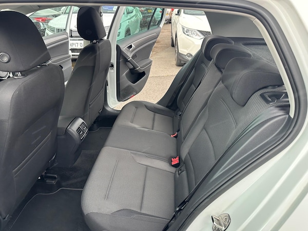 Used Volkswagen Golf 2019 for sale - 74726251: Photo 31