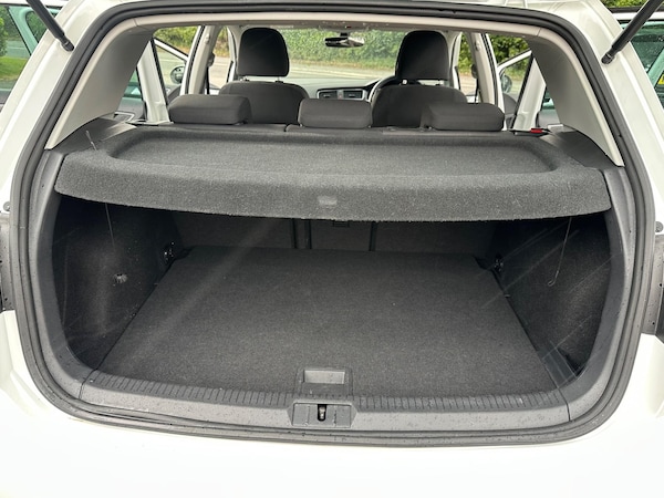 Used Volkswagen Golf 2019 for sale - 74726251: Photo 33