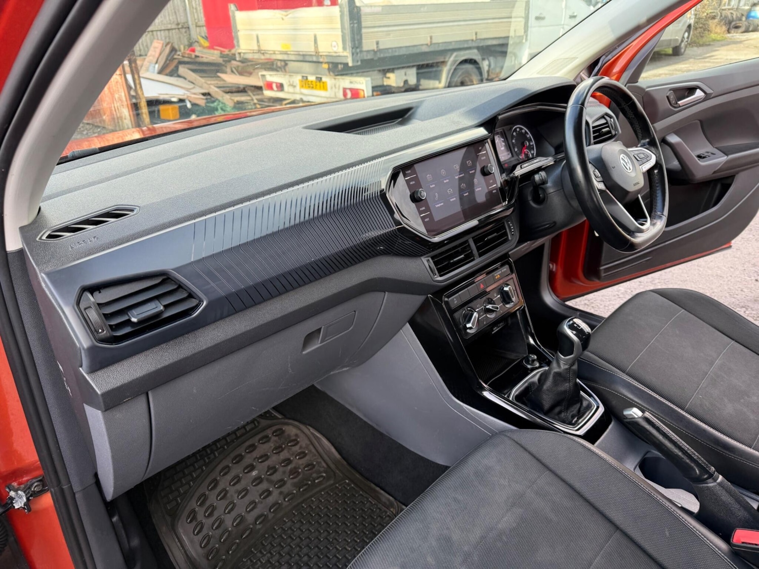 Used Volkswagen T-Cross 2020 for sale - 77306002: Photo 17