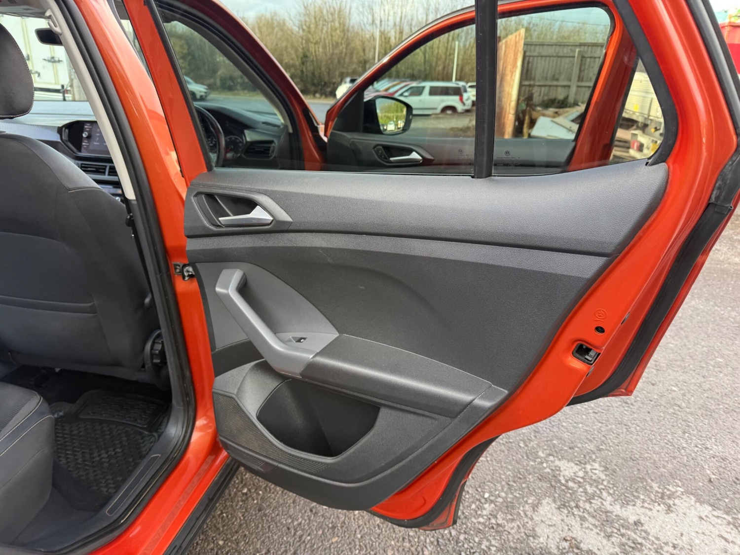 Used Volkswagen T-Cross 2020 for sale - 77306002: Photo 25