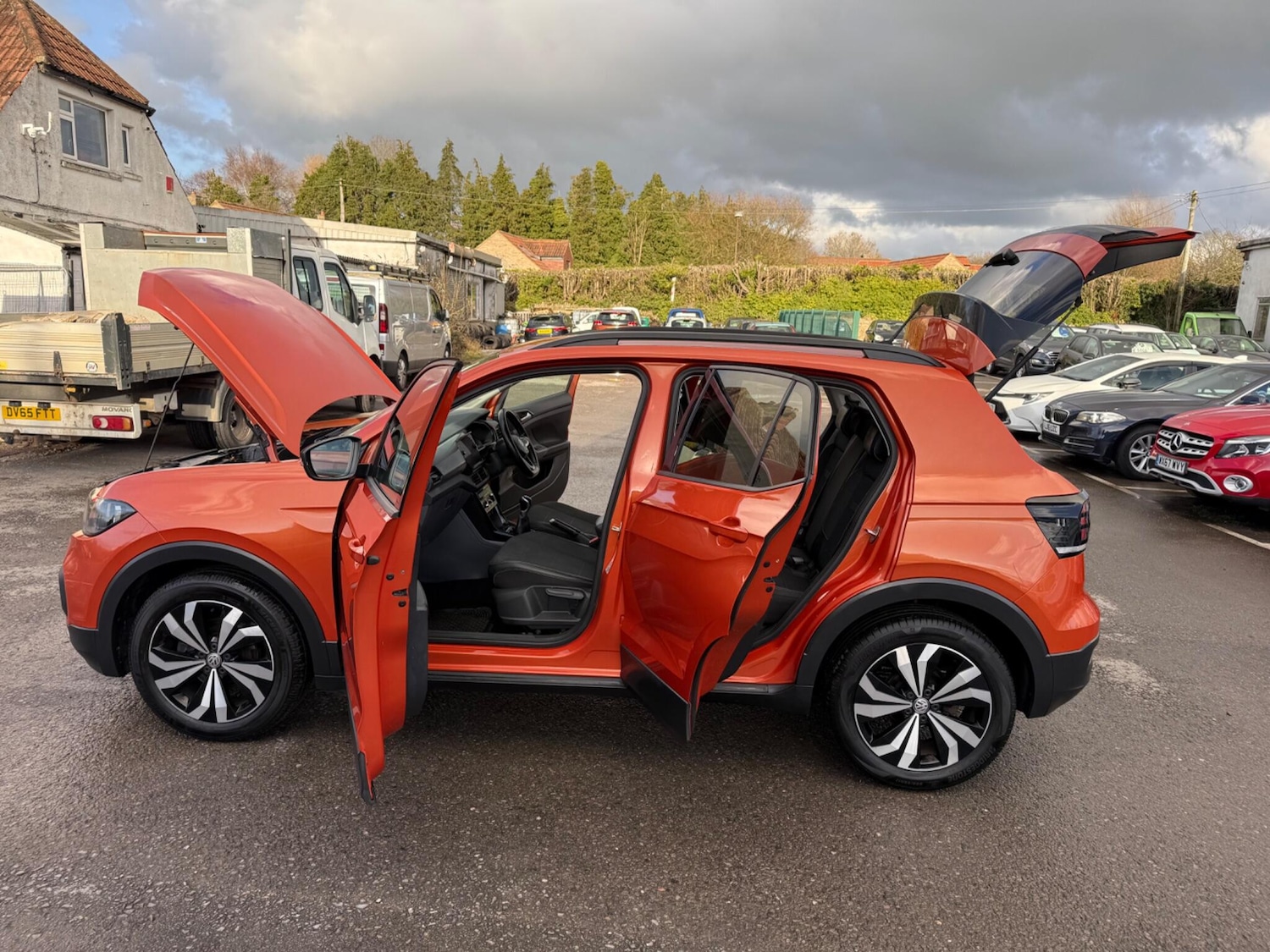 Used Volkswagen T-Cross 2020 for sale - 77306002: Photo 29