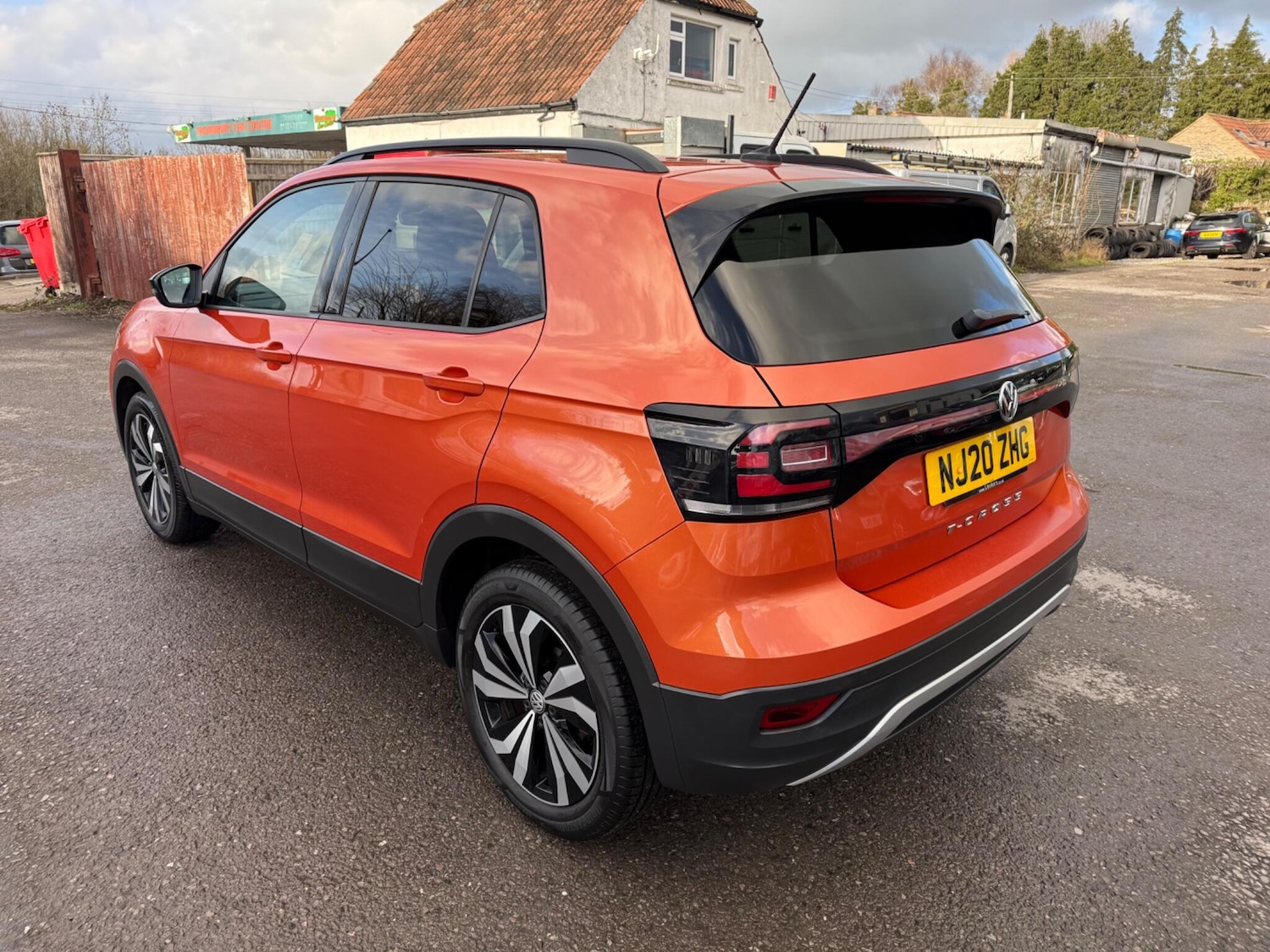 Used Volkswagen T-Cross 2020 for sale - 77306002: Photo 5