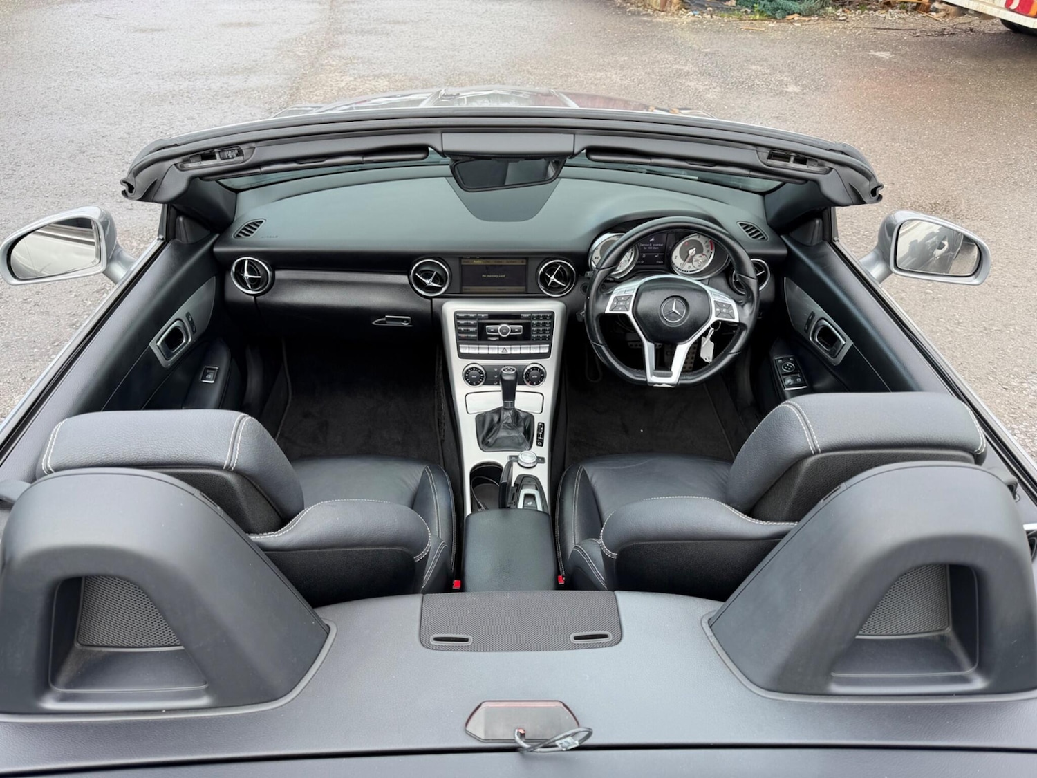 Used Mercedes-Benz SLK 2011 for sale - 77524106: Photo 17