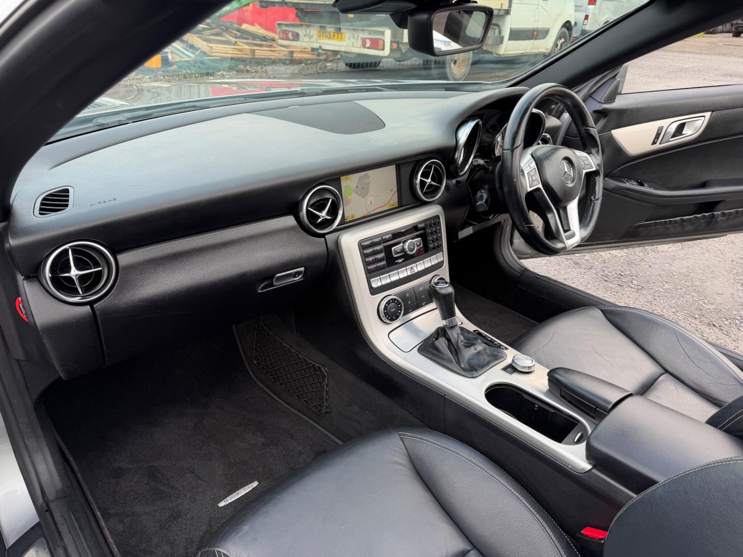 Used Mercedes-Benz SLK 2011 for sale - 77524106: Photo 26