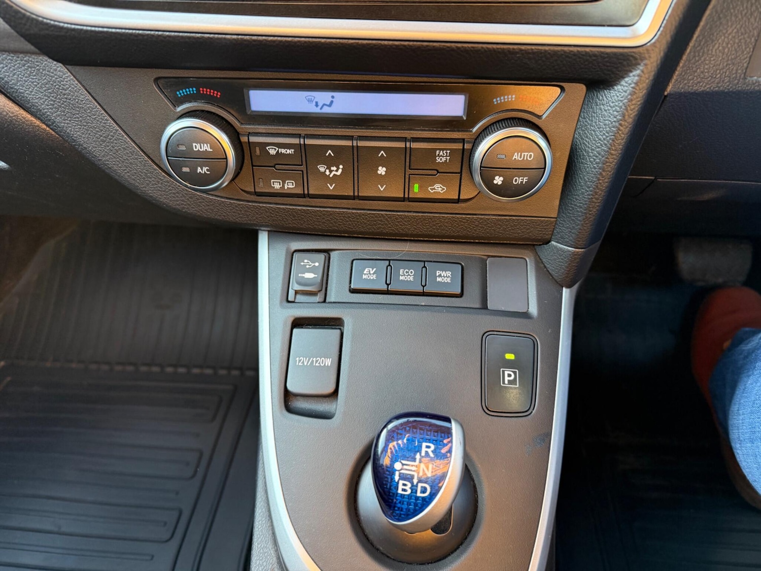 Used Toyota Auris 2013 for sale - 77657977: Photo 13