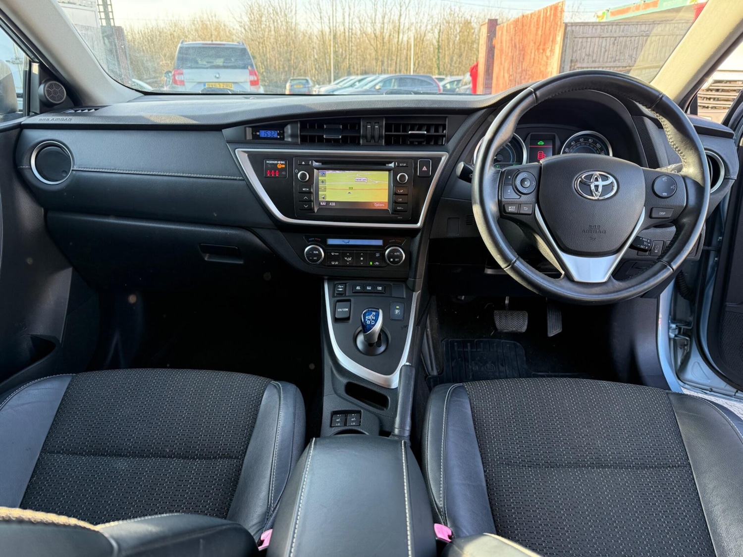 Used Toyota Auris 2013 for sale - 77657977: Photo 17
