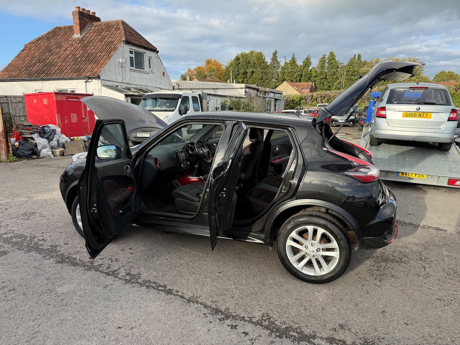 Used Nissan Juke 2017 for sale - 76337302: Photo 23