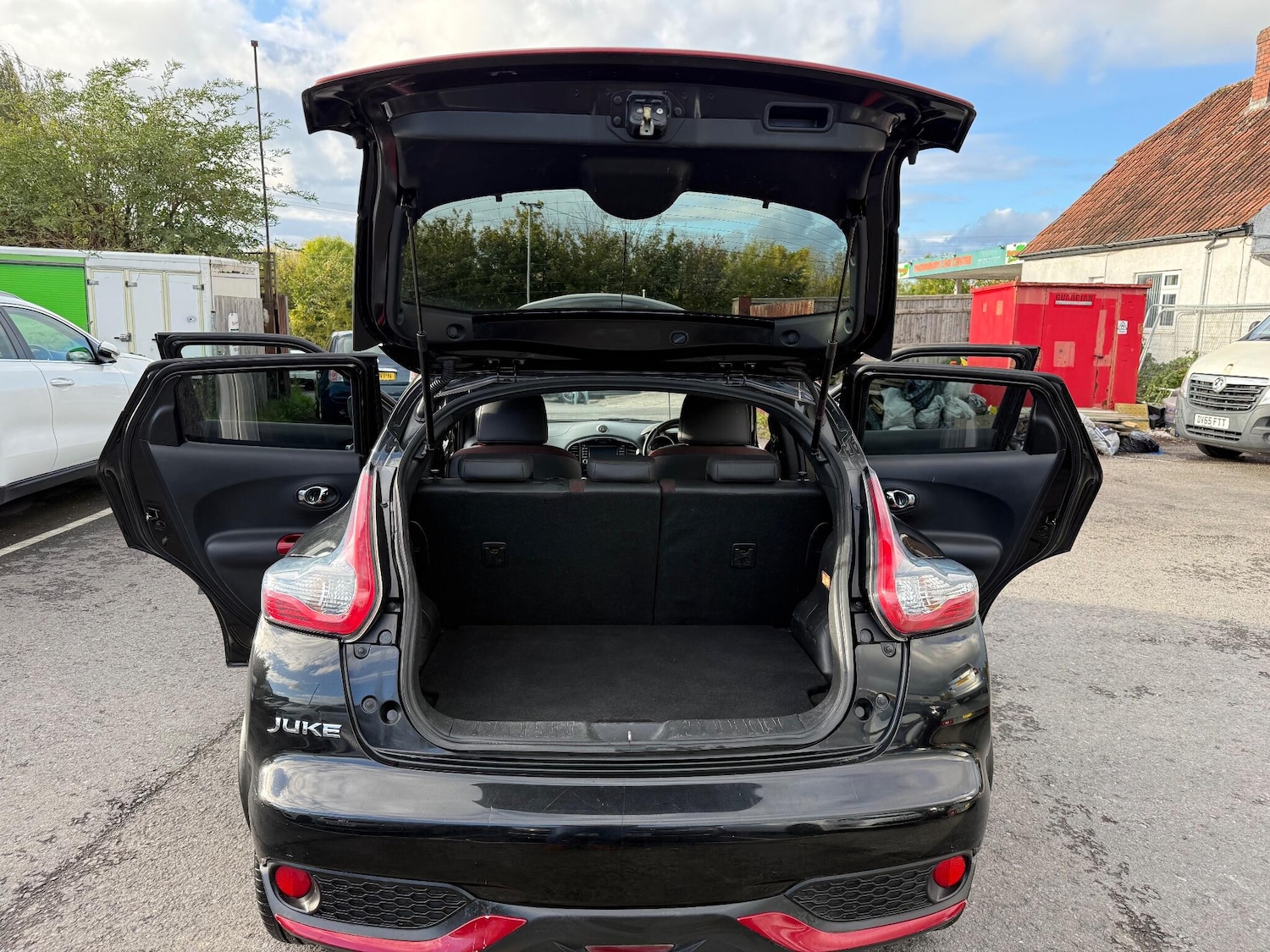 Used Nissan Juke 2017 for sale - 76337302: Photo 24