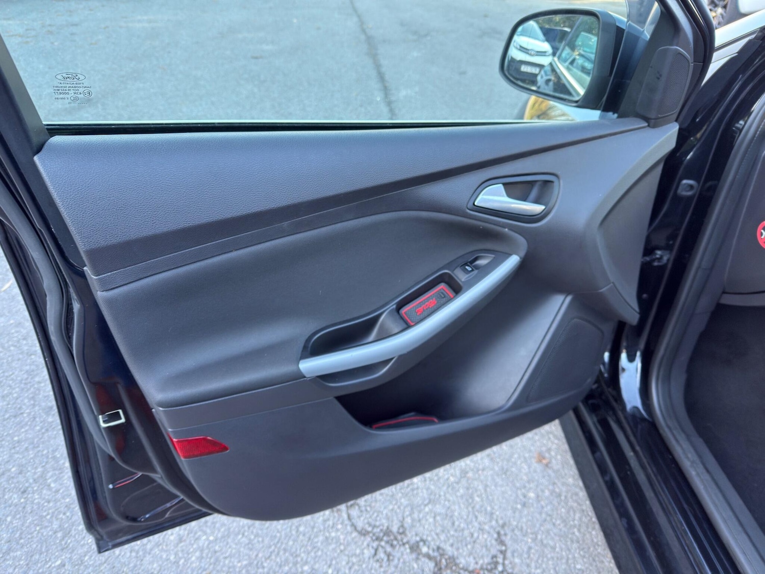 Used Ford Focus 2015 for sale - 76613319: Photo 19