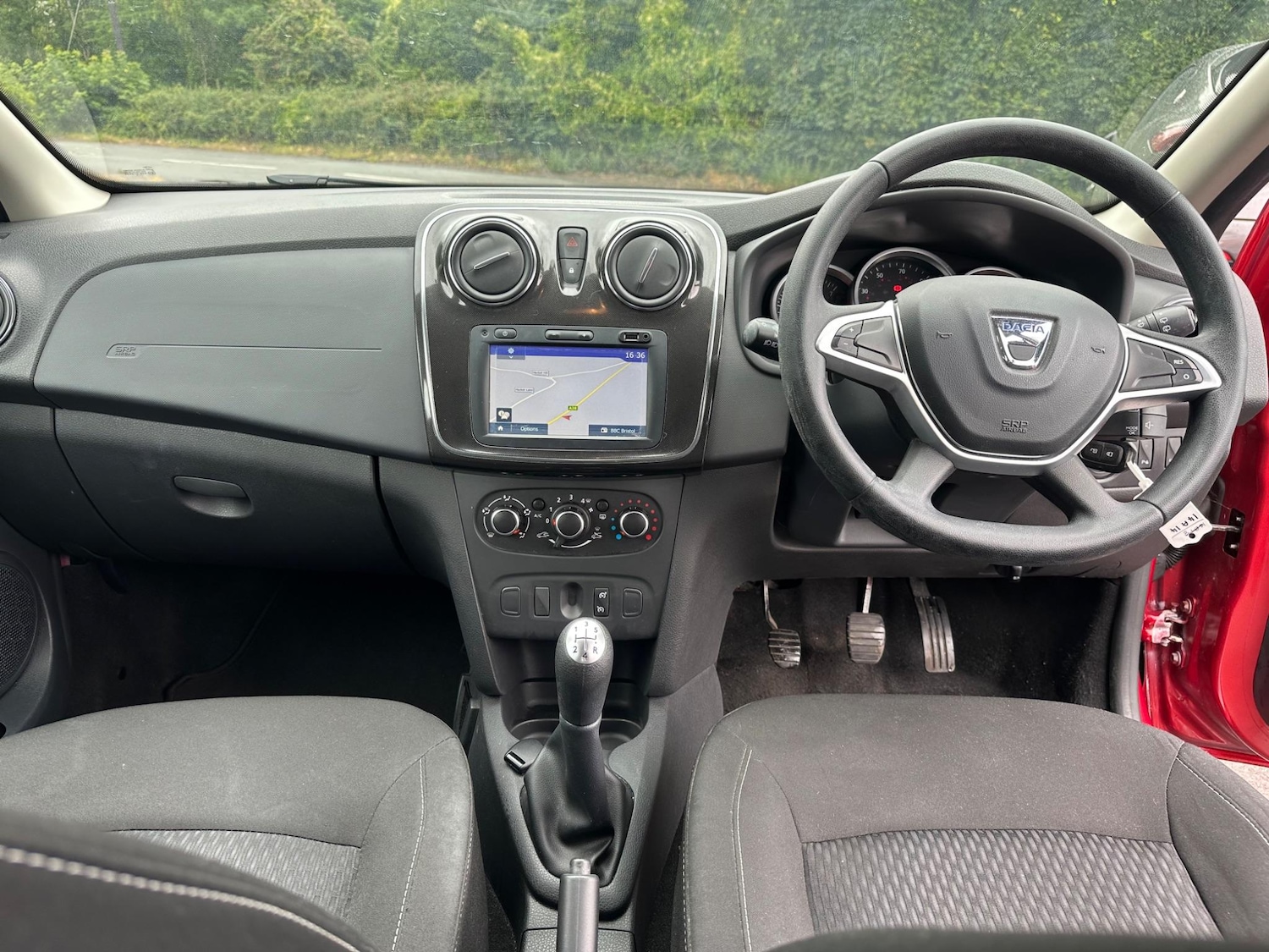 Used Dacia Sandero 2017 for sale - 76995085: Photo 11
