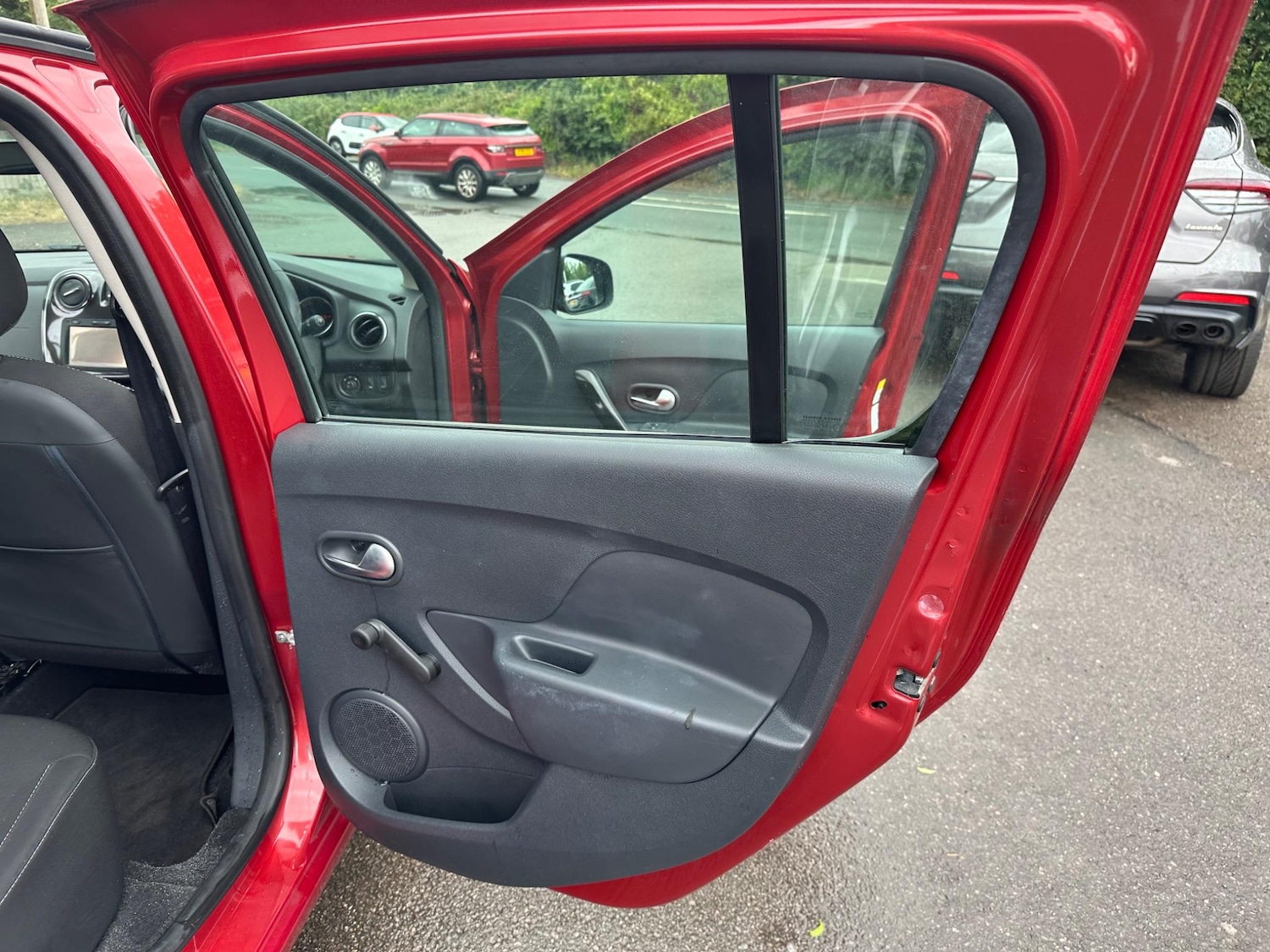 Used Dacia Sandero 2017 for sale - 76995085: Photo 18