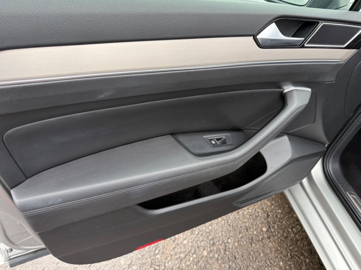 Used Volkswagen Passat 2016 for sale - 77611700: Photo 24