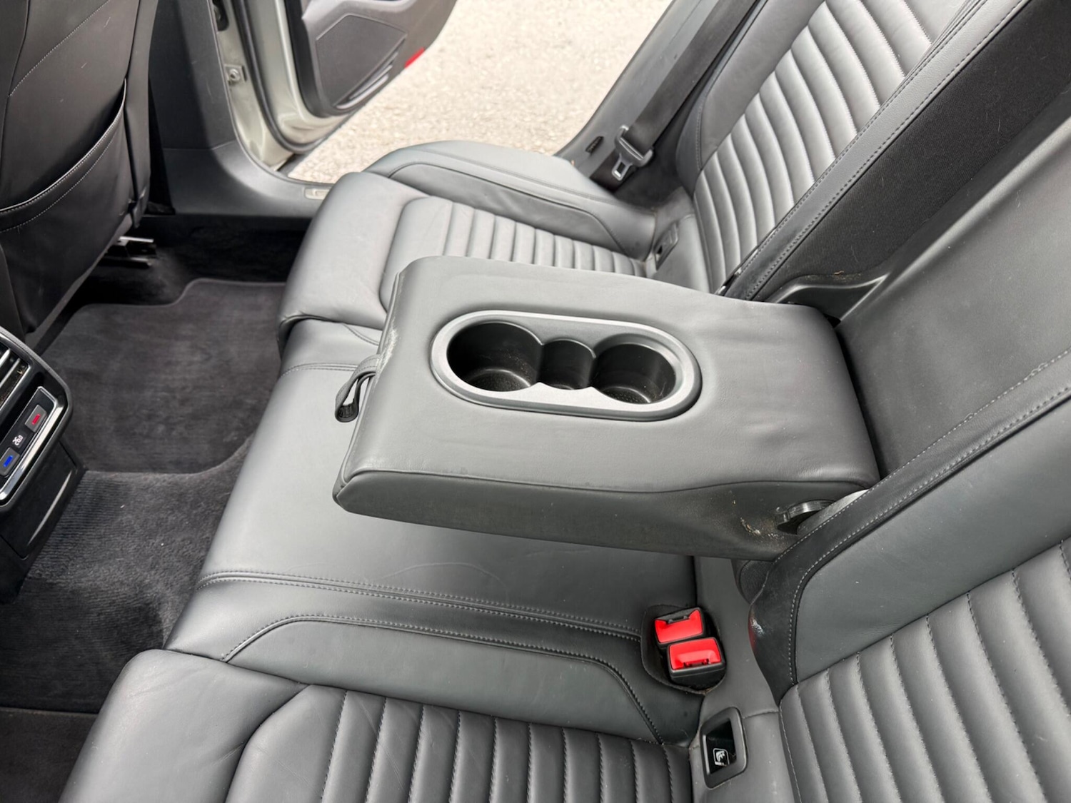 Used Volkswagen Passat 2016 for sale - 77611700: Photo 28