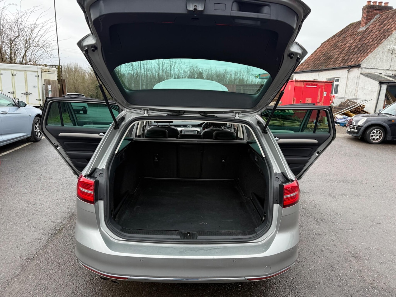 Used Volkswagen Passat 2016 for sale - 77611700: Photo 37