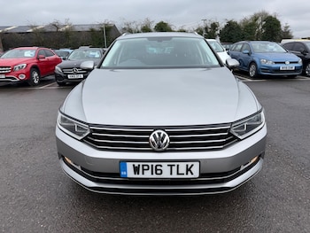 Used Volkswagen Passat 2016 for sale - 77611700: Photo