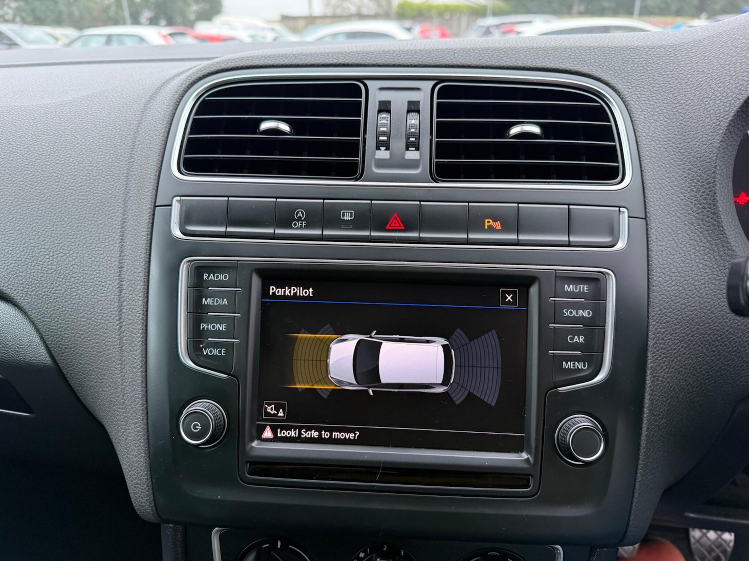 Used Volkswagen Polo 2016 for sale - 77331982: Photo 10