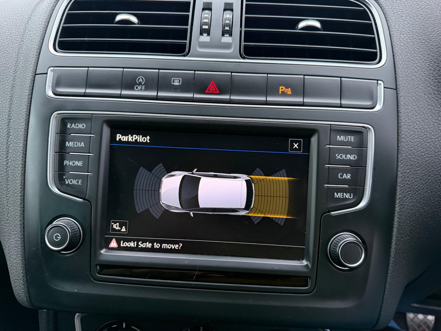 Used Volkswagen Polo 2016 for sale - 77331982: Photo 11