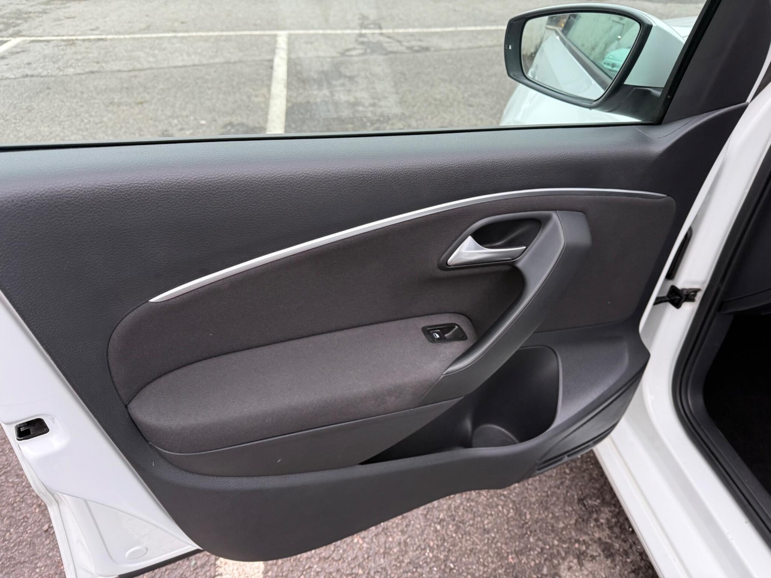 Used Volkswagen Polo 2016 for sale - 77331982: Photo 16