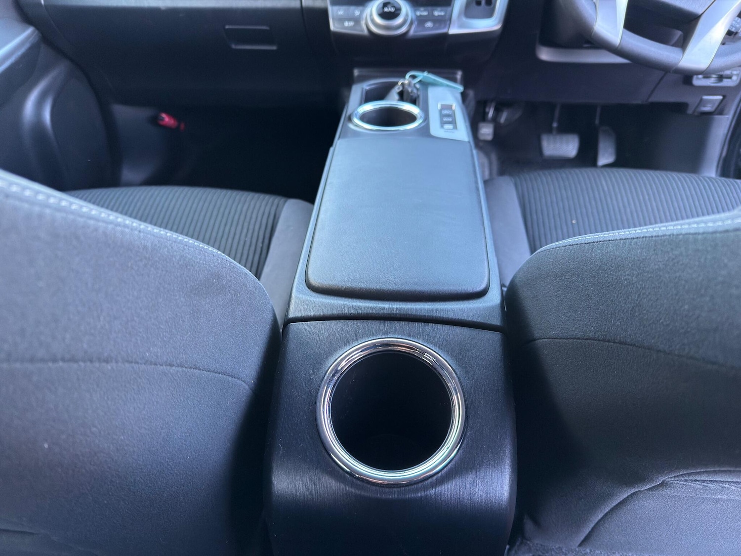 Used Toyota Prius+ 2025 for sale - 76606921: Photo 16