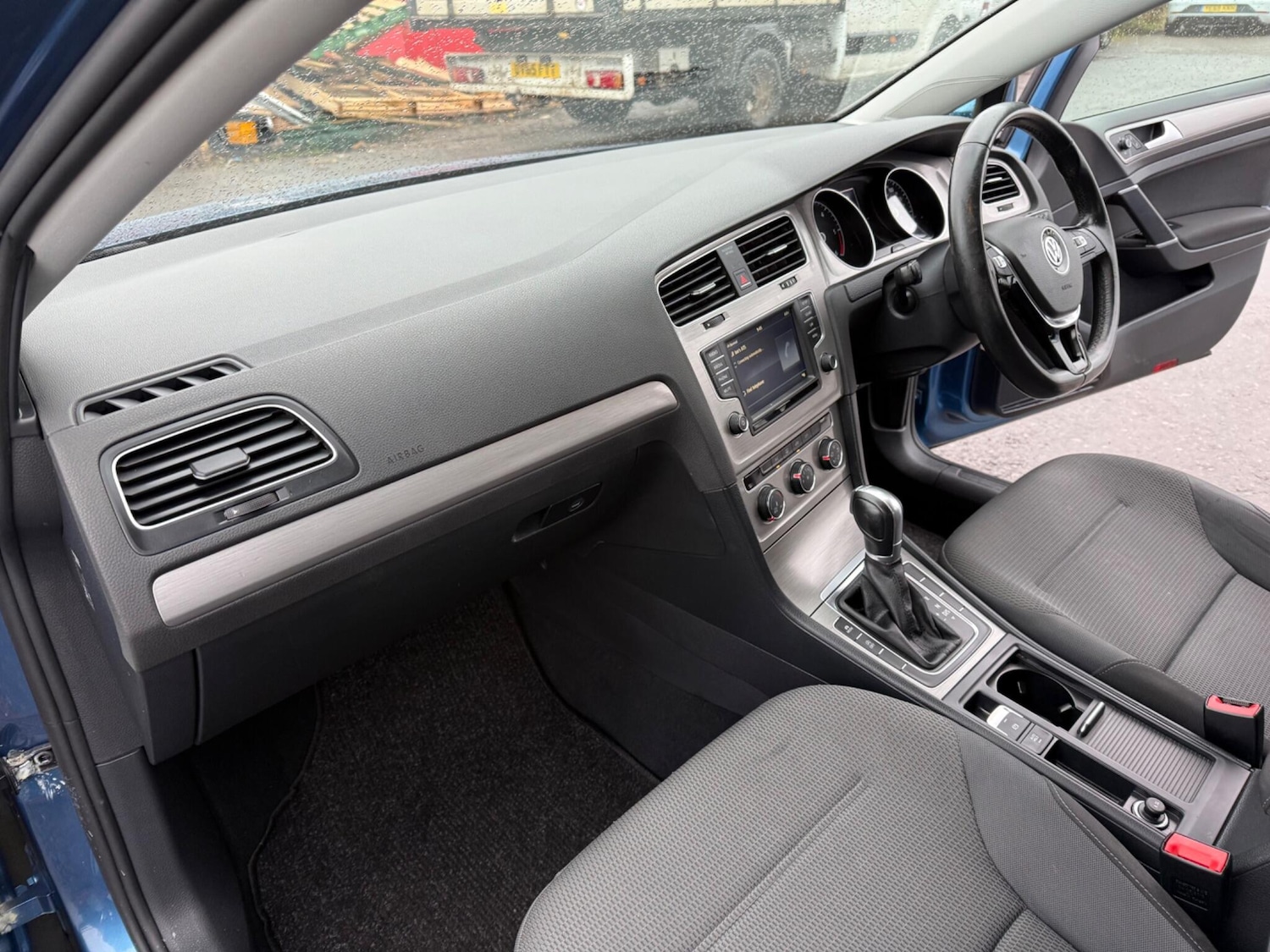 Used Volkswagen Golf 2016 for sale - 77425086: Photo 15