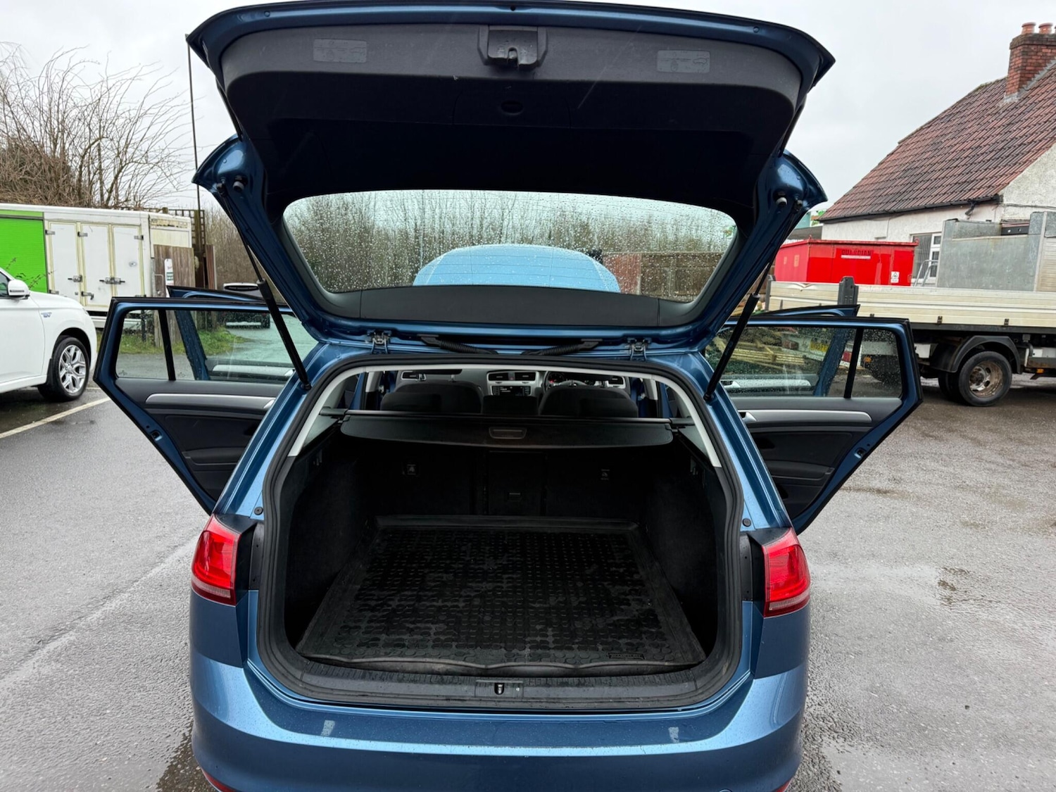 Used Volkswagen Golf 2016 for sale - 77425086: Photo 29