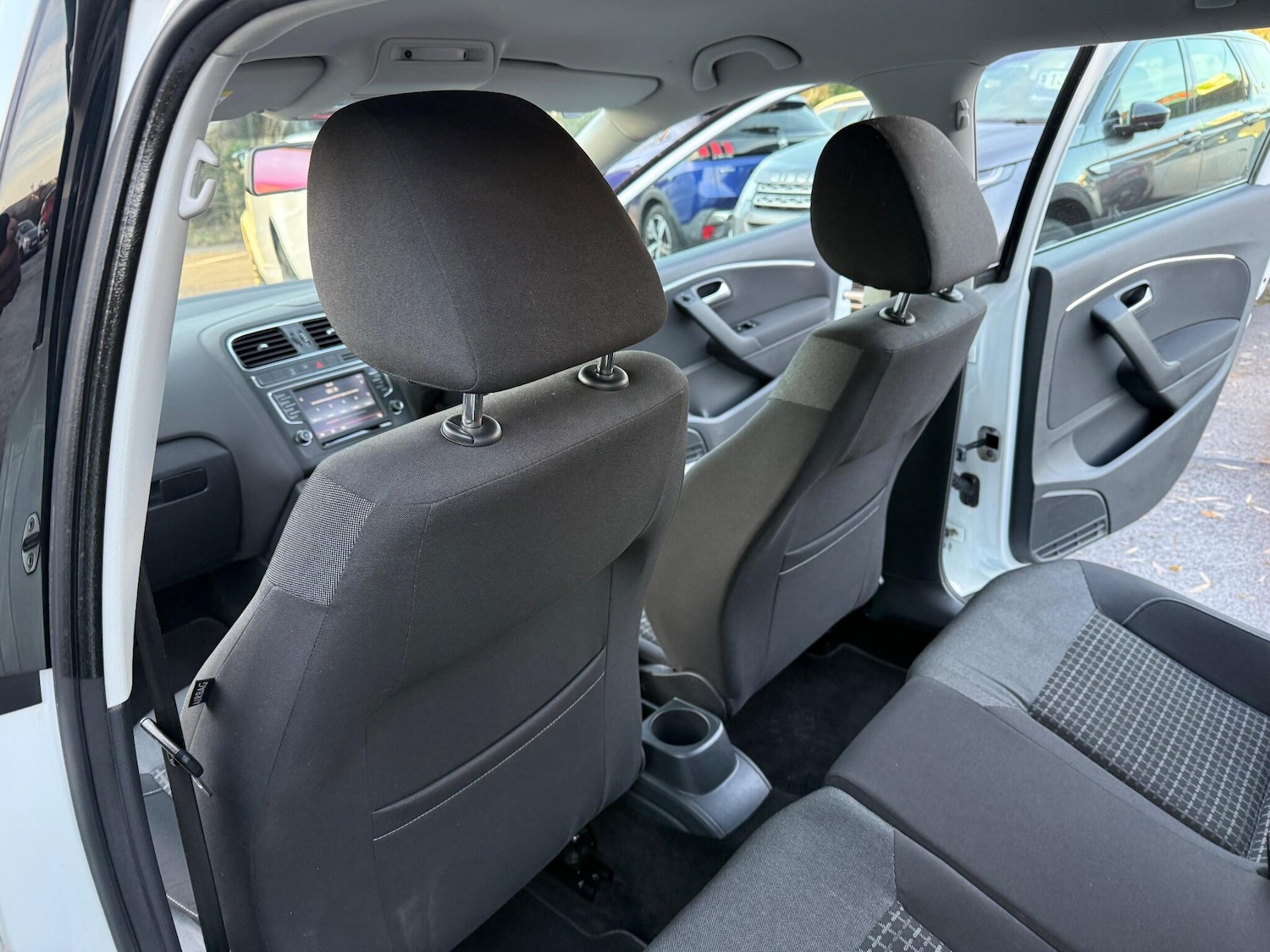 Used Volkswagen Polo 2014 for sale - 76926166: Photo 19