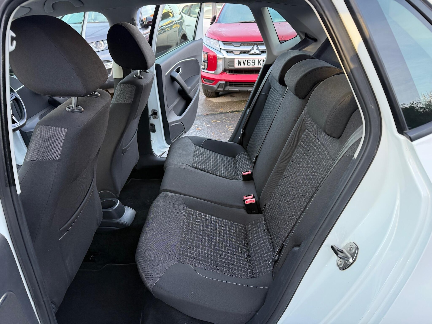 Used Volkswagen Polo 2014 for sale - 76926166: Photo 20