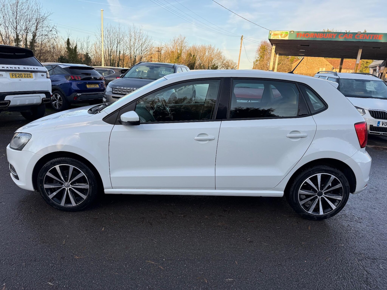 Used Volkswagen Polo 2014 for sale - 76926166: Photo 9