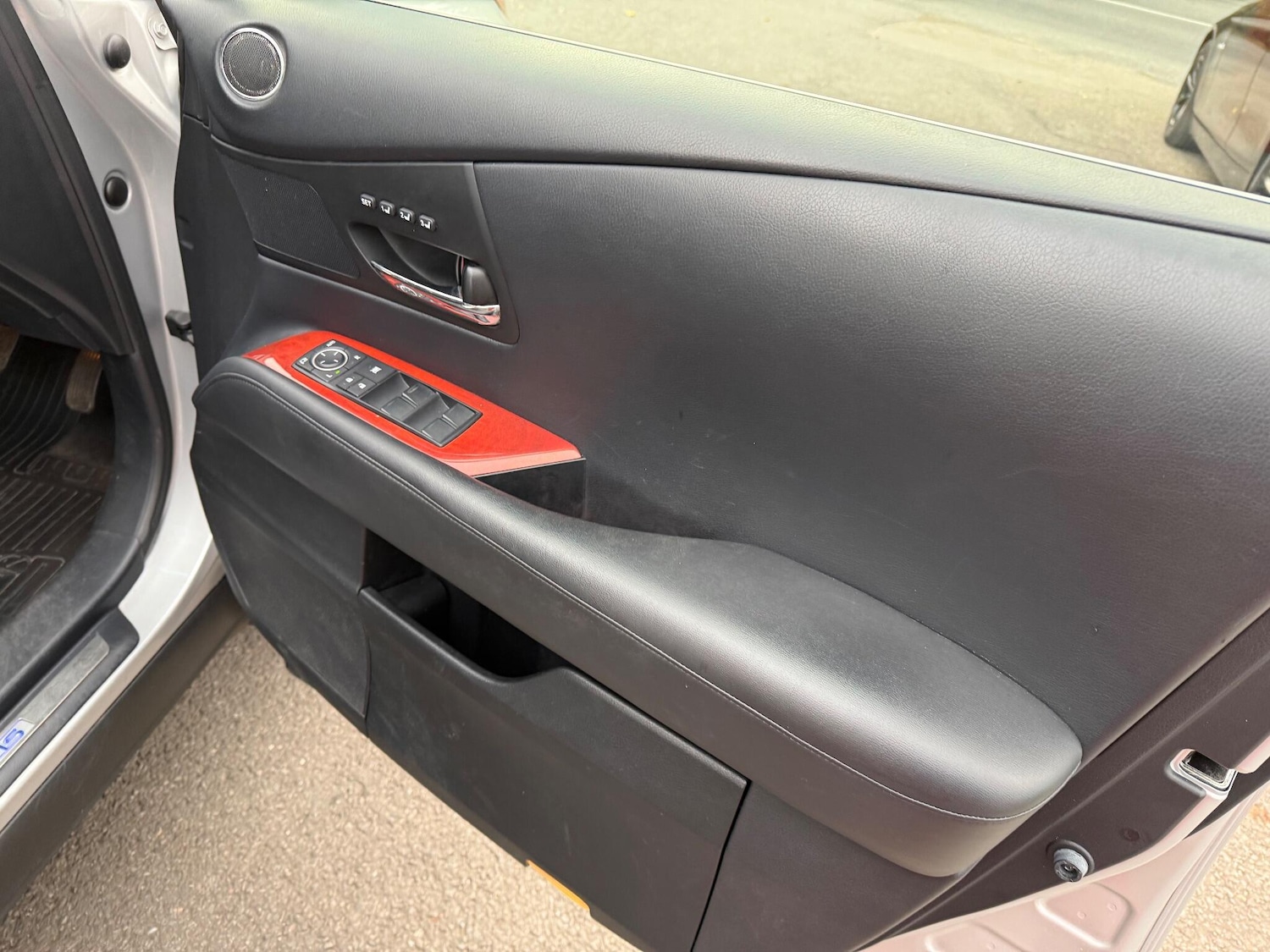 Used Lexus RX 2010 for sale - 76388175: Photo 37