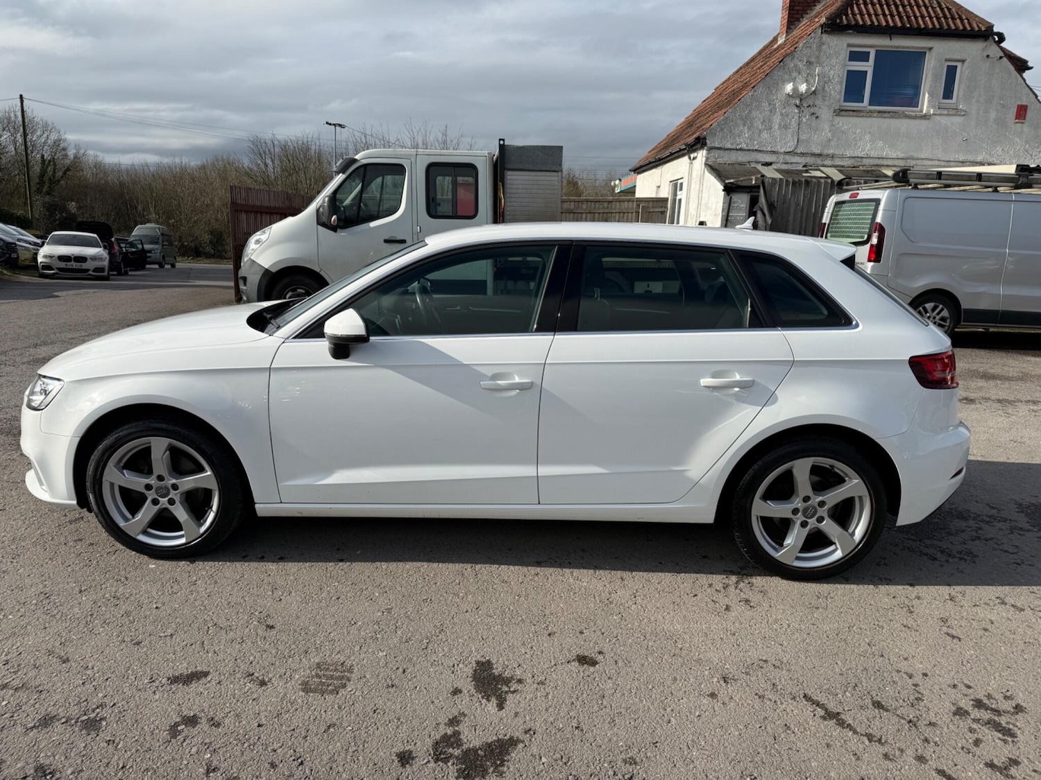 Used Audi A3 2018 for sale - 77696639: Photo 9